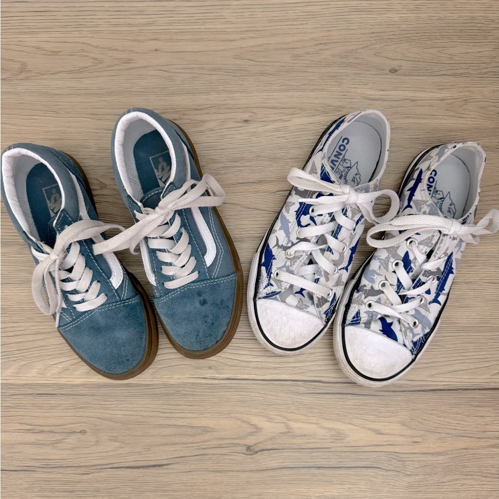CLEARANCE ✨Boys Sneaker Set